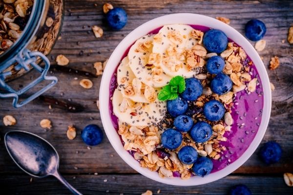 low calorie smoothie bowl for weight loss